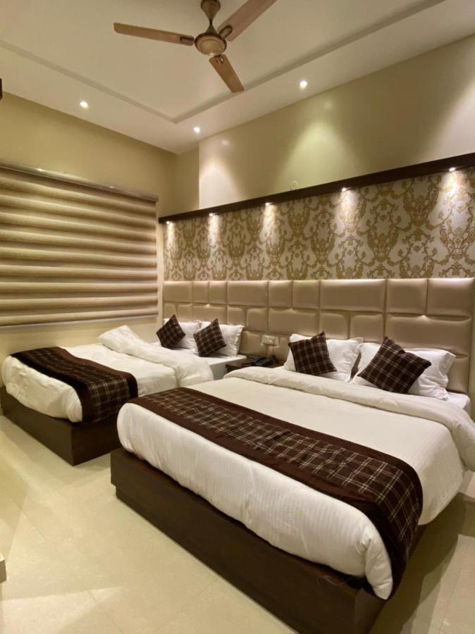 Hotel Blossom Inn Амритсар Екстериор снимка