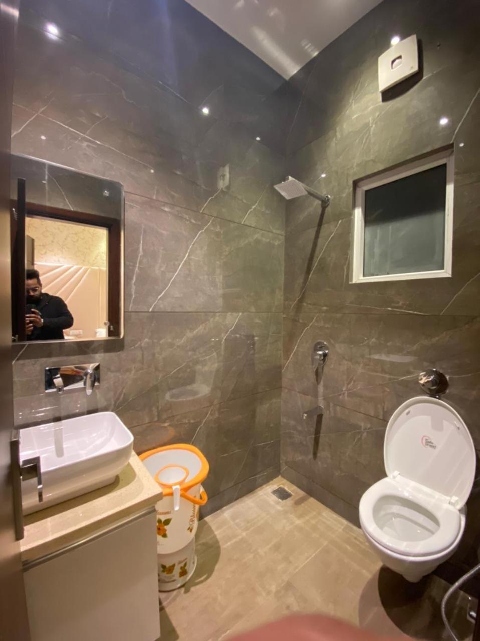 Hotel Blossom Inn Амритсар Екстериор снимка